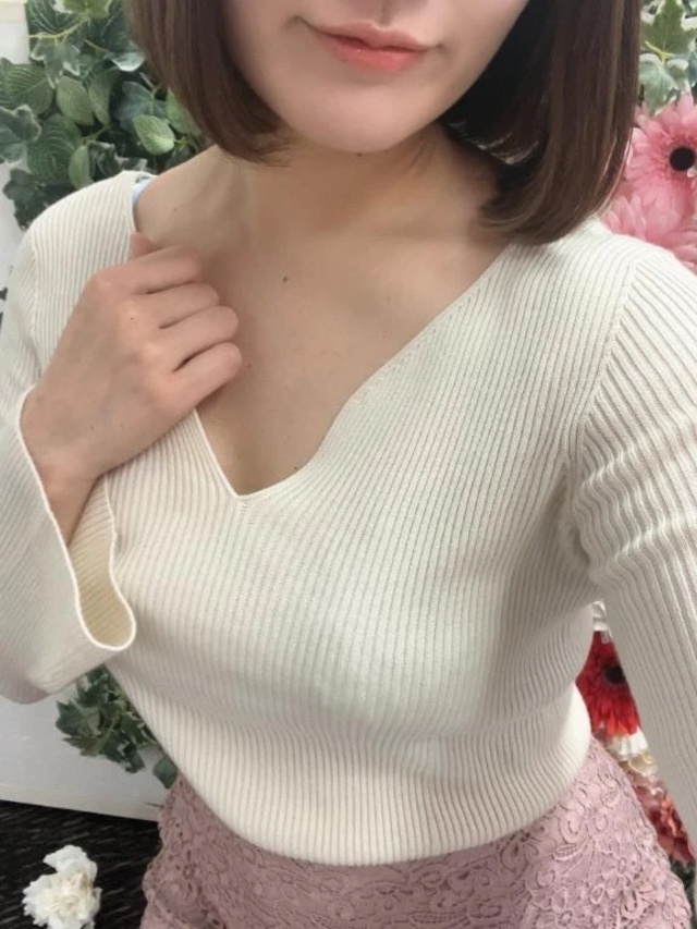 💌 ワイシャツの上から