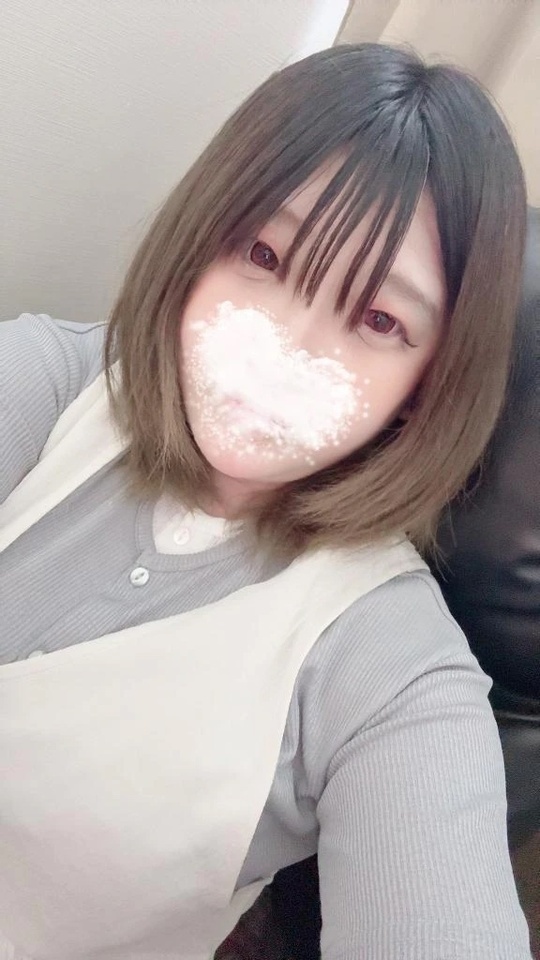 カラコン赤色❣️｜写メ日記｜うる｜鶯谷 人妻デリヘル 濃厚即19妻