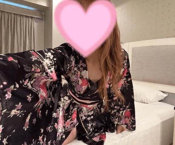 暑い日は…涼しいお部屋でふたりきり💗｜写メ日記｜ともみ｜鶯谷 人妻デリヘル 濃厚即19妻