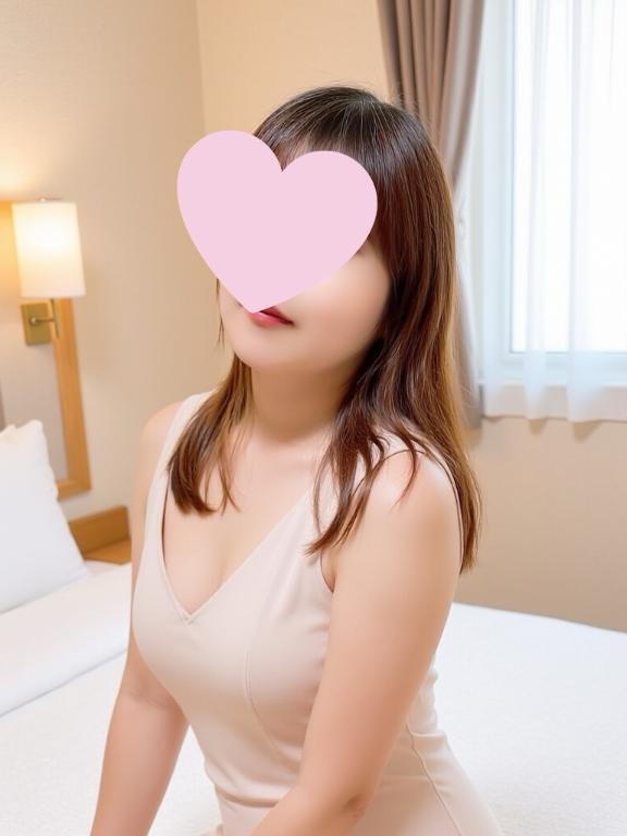 連休最終日、いつものお昼がちょっと特別に感じる☀️｜写メ日記｜百合園わこ｜品川・五反田 一般デリヘル 五反田発　痴漢電車or全裸入室