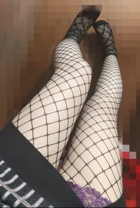 日曜は14時-18時30分出勤です🩷✨｜写メ日記｜上田めぐ｜品川・五反田 一般デリヘル 五反田発　痴漢電車or全裸入室