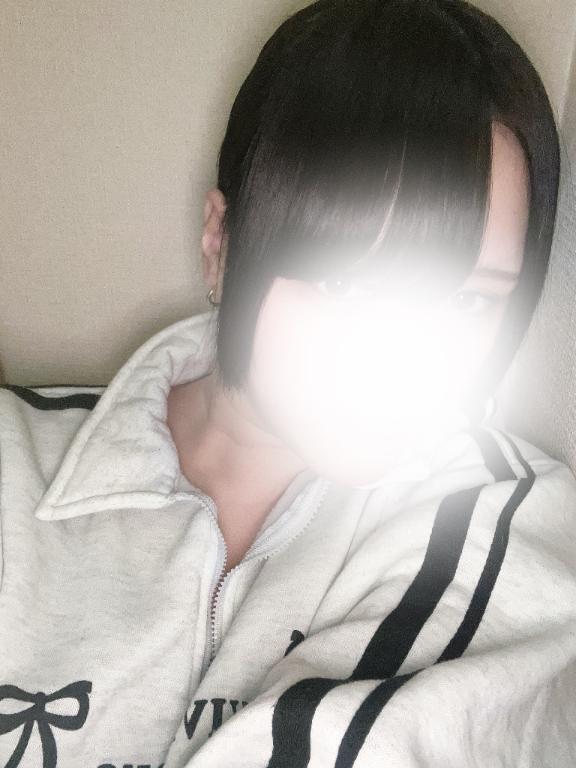 こんにちは☺️｜写メ日記｜蘇枋しろ｜品川・五反田 一般デリヘル 五反田発　痴漢電車or全裸入室