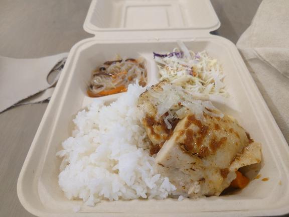 お昼になりまして。