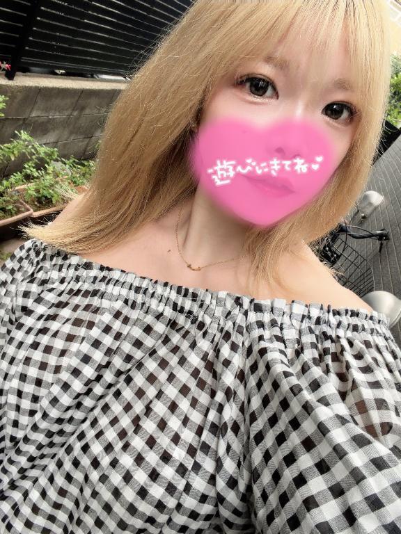 今日のらむね🩵｜写メ日記｜武井らむね｜新宿 出張エステ 断りきれない美人マッサージ嬢たち