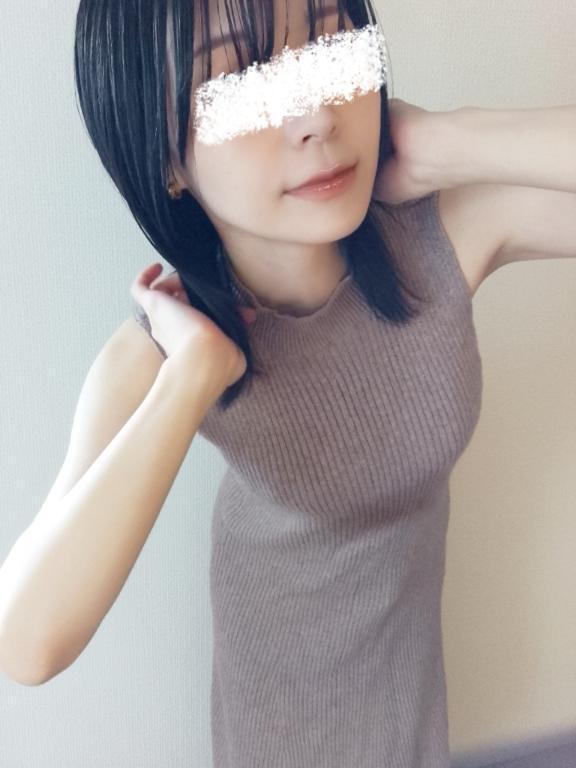 19:30~🈳です🙆🏻‍♀️︎🤍｜写メ日記｜矢部ひなた｜新宿 出張エステ 断りきれない美人マッサージ嬢たち