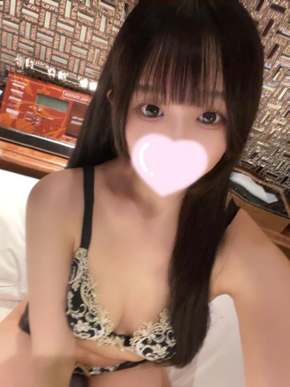 出勤日決定｜写メ日記｜武田まゆ｜新宿 出張エステ 断りきれない美人マッサージ嬢たち