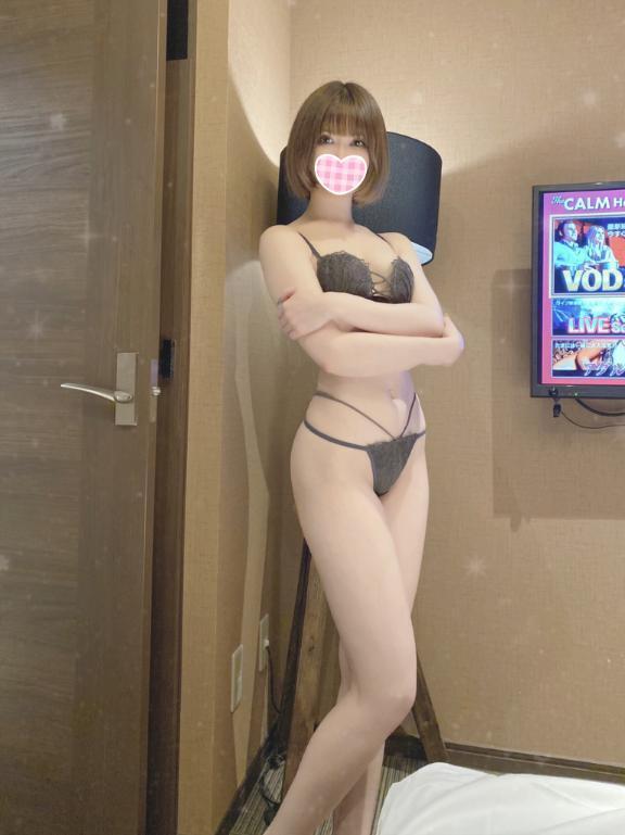 いるよ〜😘｜写メ日記｜財前きずな｜新宿 出張エステ 断りきれない美人マッサージ嬢たち