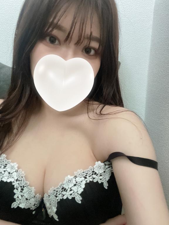 8月こんにちは｜写メ日記｜上原りあ｜新宿 出張エステ 断りきれない美人マッサージ嬢たち
