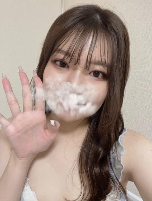 今日もいます❤️｜写メ日記｜上原りあ｜新宿 出張エステ 断りきれない美人マッサージ嬢たち