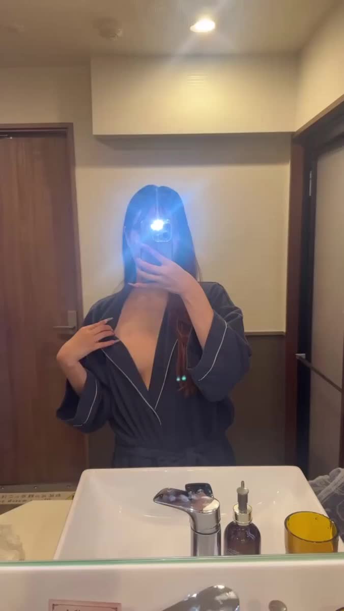 毎日とまらない…｜写メ日記｜安達りん｜新宿 出張エステ 断りきれない美人マッサージ嬢たち