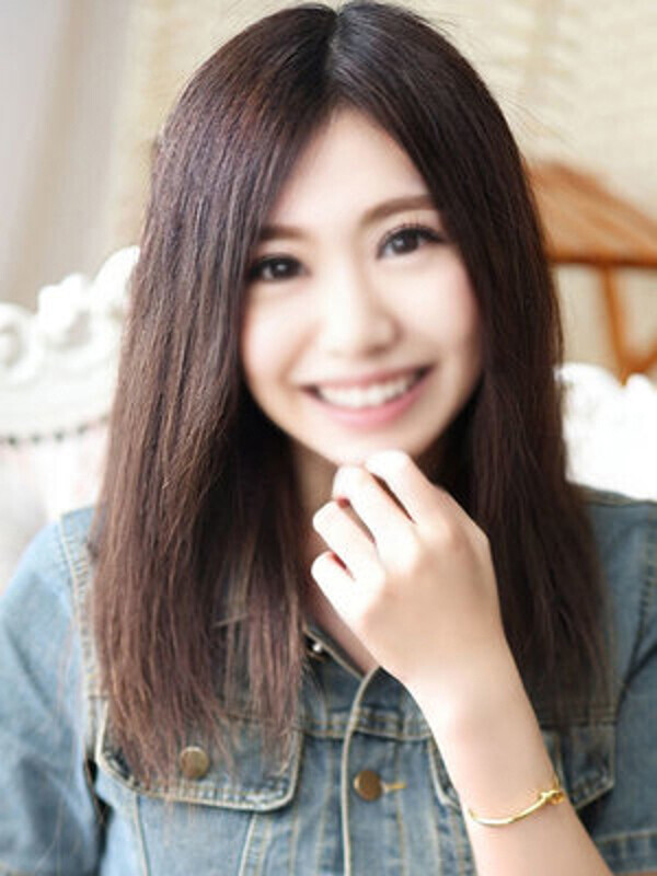 高田ひなの