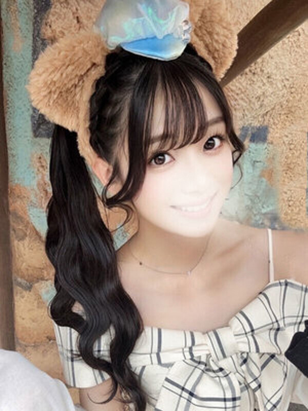 桃谷せりな