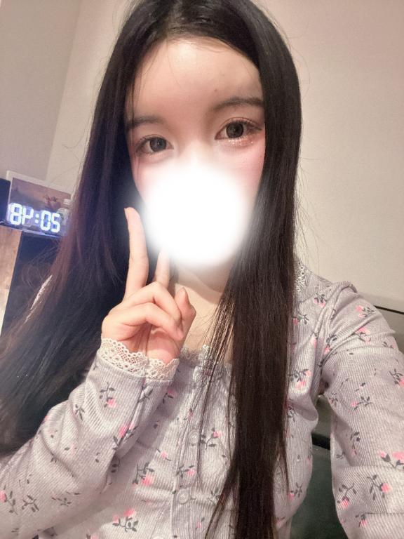 今日出勤してます！｜写メ日記｜内野しおり｜新宿 出張エステ 断りきれない美人マッサージ嬢たち