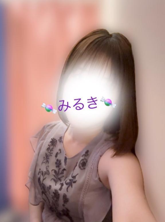 🍬今日の私服🍬｜写メ日記｜姫百合みるき｜新宿 出張エステ 断りきれない美人マッサージ嬢たち