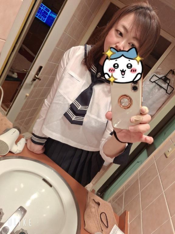 よしっ🩷写メは制服コスプレ🩷