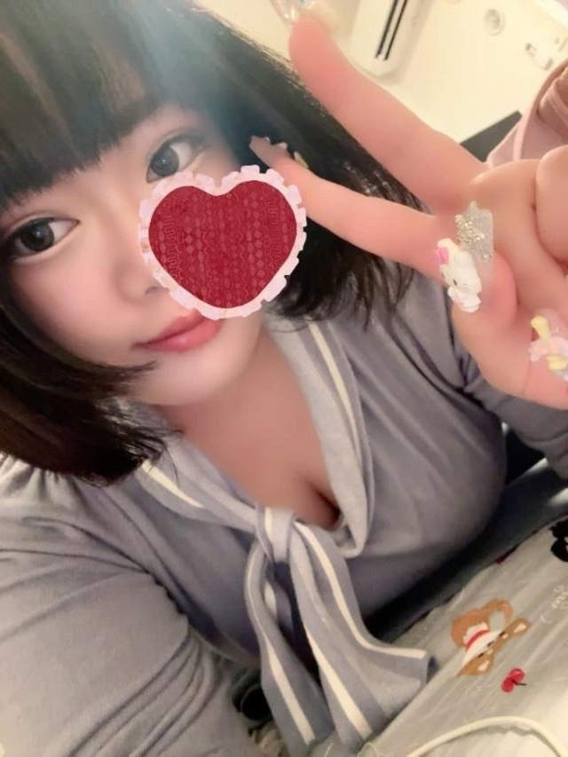 出勤が明日18時に変更になりました＼_(・ω・`)ココ大事｜写メ日記｜ぴぃちゃん｜品川・五反田 一般デリヘル 熟女の風俗最終章 品川店