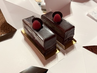 差し入れ嬉しいです｜写メ日記｜石神　まりな｜池袋 出張SM 電マ惑星 イラマチーオ池袋店