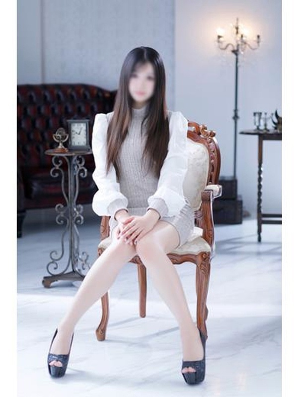 秋山　美麗