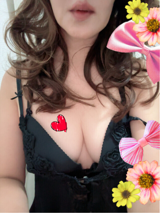 今日は会議でセクシーなランジェリーでプレゼン｜写メ日記｜まりえ｜品川・五反田 人妻デリヘル 東京目黒人妻援護会