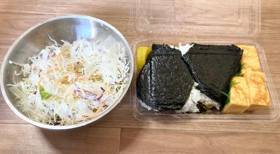 お昼はおにぎり｜写メ日記｜ミンチー｜鶯谷 一般デリヘル 鶯谷デッドボール