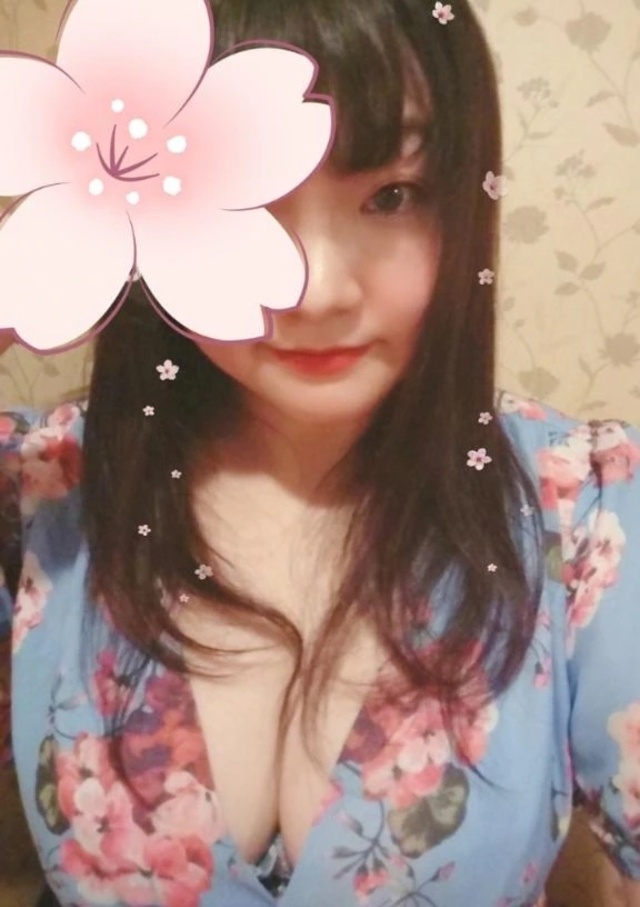 5年前の自撮りを発掘｜写メ日記｜門別(モンベツ)｜鶯谷 一般デリヘル 鶯谷デッドボール