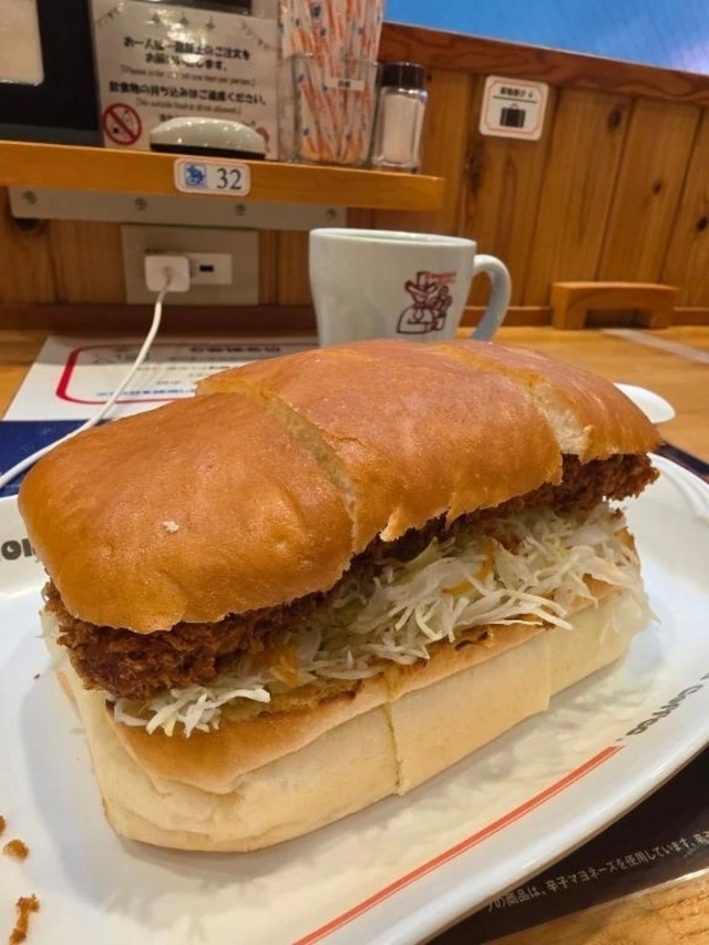 ​雨の日のお出かけ、コメダでご褒美