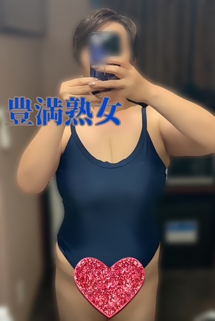 最近多い競泳水着風!!｜写メ日記｜さおり｜鶯谷 ぽっちゃりデリヘル 豊満熟女
