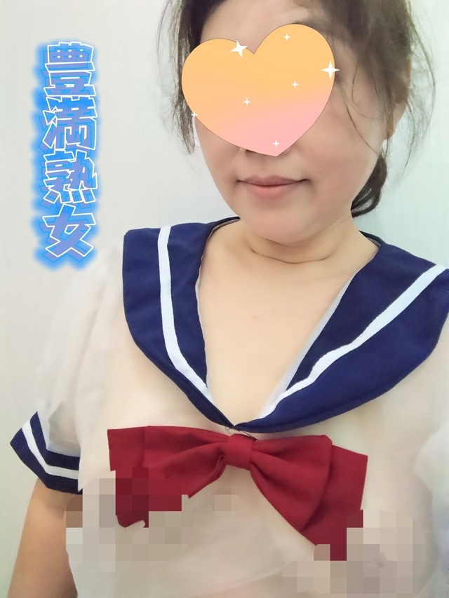 50代のセーラー服(笑)