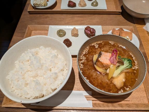 あいり(･∀･)明日から出勤します