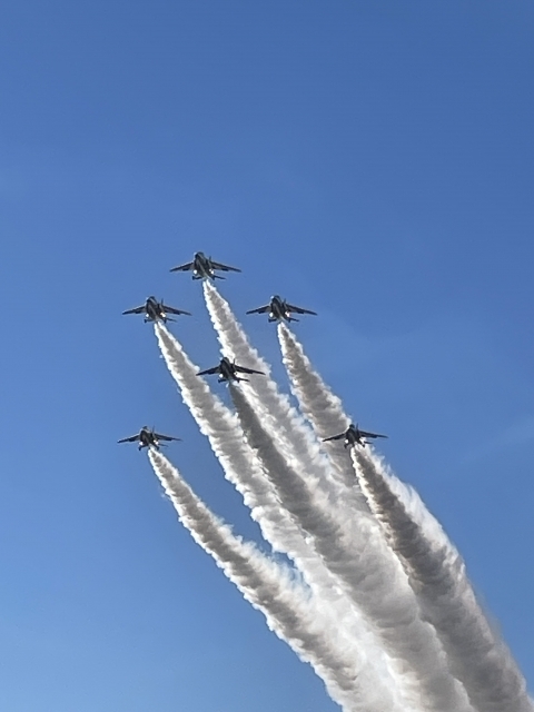 ブルーインパルス✈️