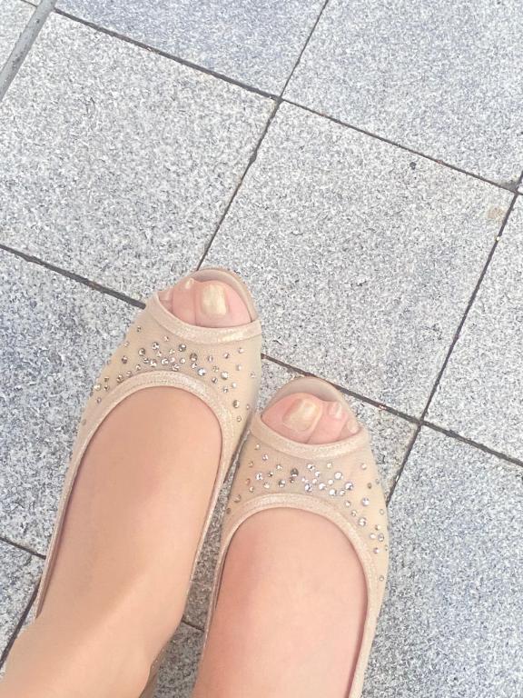 綾です♥️｜写メ日記｜綾｜錦糸町・小岩・葛西 一般デリヘル マダム錦糸町