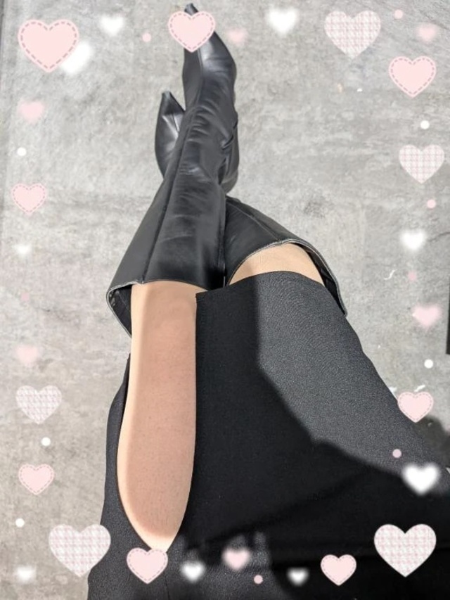 今日も寒いですね😊｜写メ日記｜紫藤(しどう)｜恵比寿・目黒 人妻デリヘル 熟女出逢い会『百合の園』目黒店