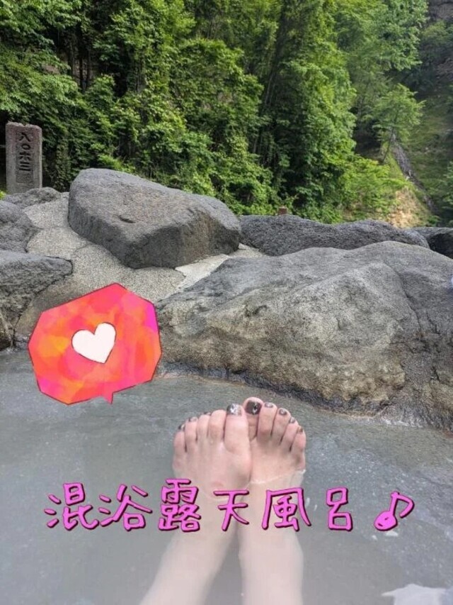 こんにちは😊｜写メ日記｜紫藤(しどう)｜恵比寿・目黒 人妻デリヘル 熟女出逢い会『百合の園』目黒店