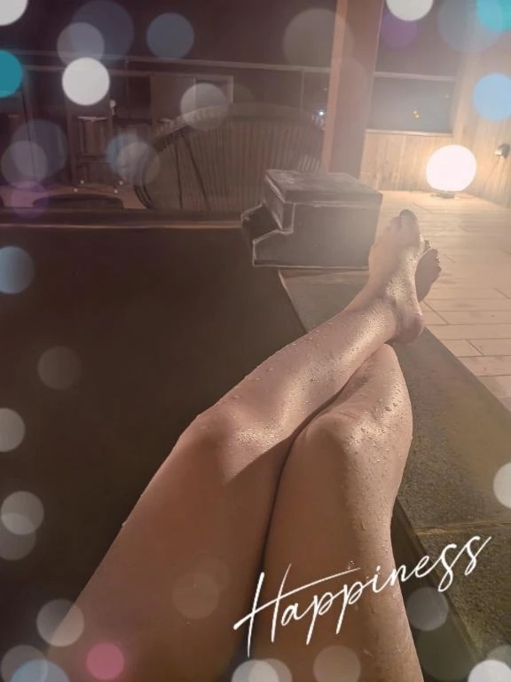 こんにちは😊｜写メ日記｜紫藤(しどう)｜恵比寿・目黒 人妻デリヘル 熟女出逢い会『百合の園』目黒店