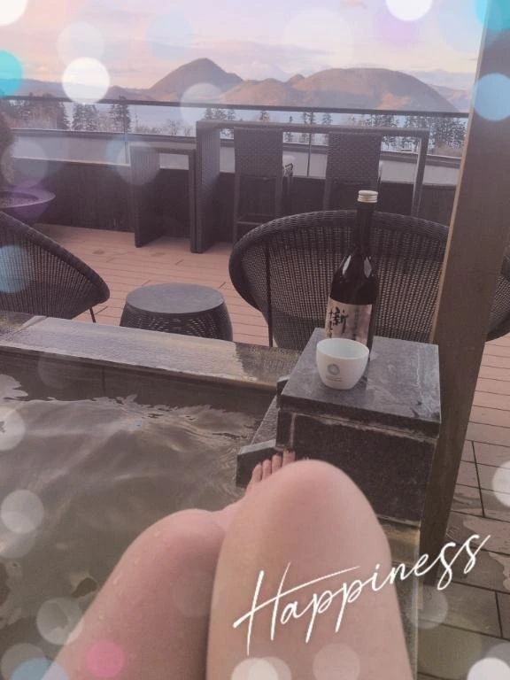 こんにちは😊｜写メ日記｜紫藤(しどう)｜恵比寿・目黒 人妻デリヘル 熟女出逢い会『百合の園』目黒店