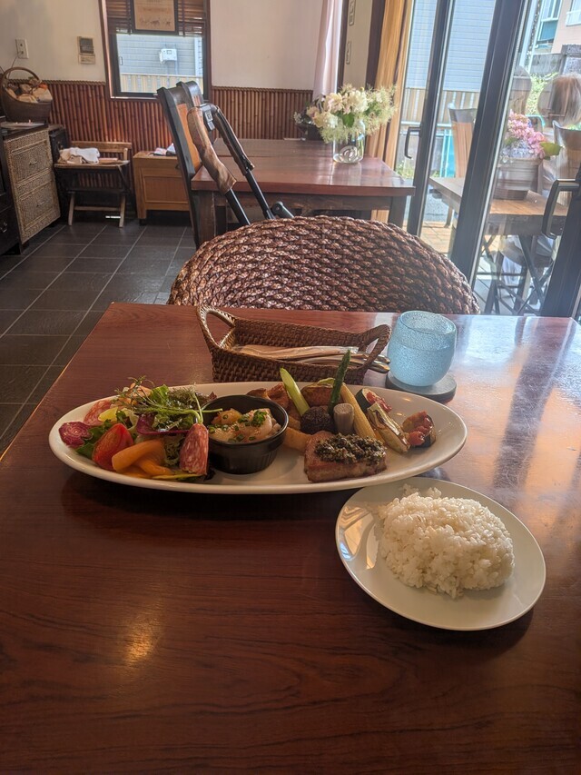 休日です。