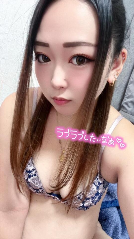 待機中｜写メ日記｜まこと｜新宿 一般デリヘル とある風俗店やりすぎさーくる新宿大久保店