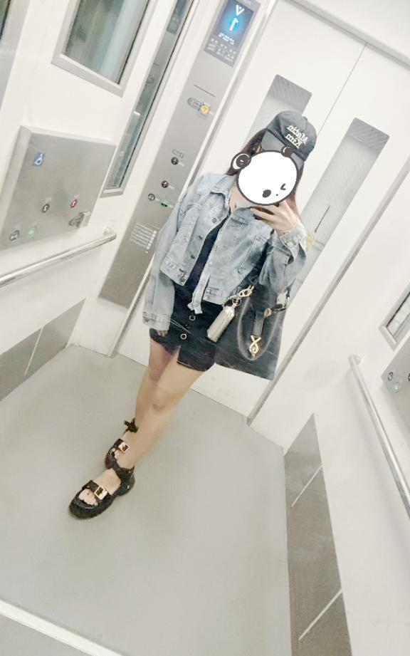 出勤予定｜写メ日記｜まろん｜新宿 一般デリヘル とある風俗店やりすぎさーくる新宿大久保店