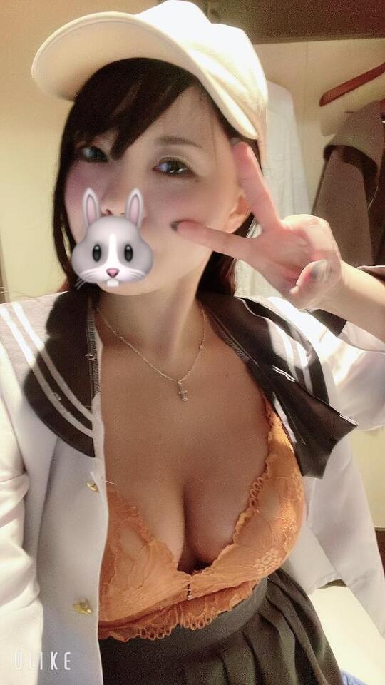 おはようございます💕今日頑張ろ✊🏻💕