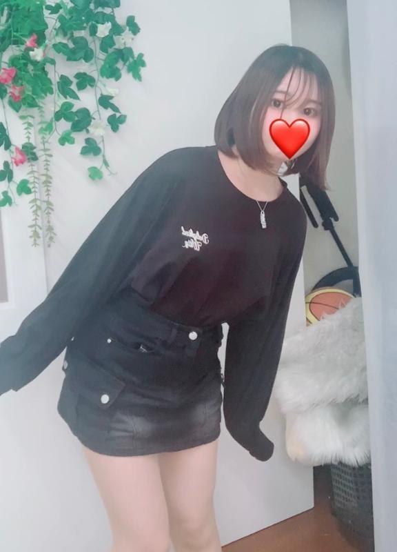 可愛い私服｜写メ日記｜かえで｜新宿 一般デリヘル とある風俗店やりすぎさーくる新宿大久保店