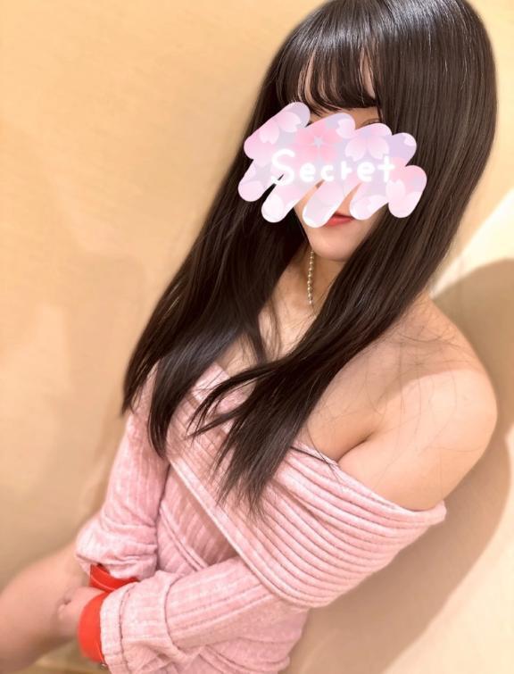 出勤してます｜写メ日記｜えま｜新宿 一般デリヘル とある風俗店やりすぎさーくる新宿大久保店