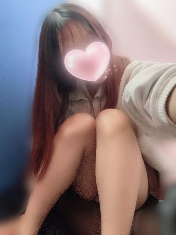 ちらっ｜写メ日記｜りす｜新宿 一般デリヘル とある風俗店やりすぎさーくる新宿大久保店