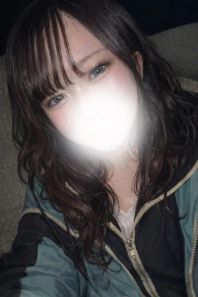 出勤してます✨｜写メ日記｜ろあ｜新宿 一般デリヘル とある風俗店やりすぎさーくる新宿大久保店