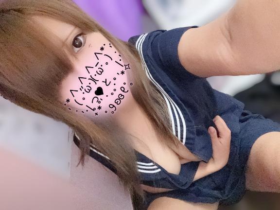 りな出勤してます