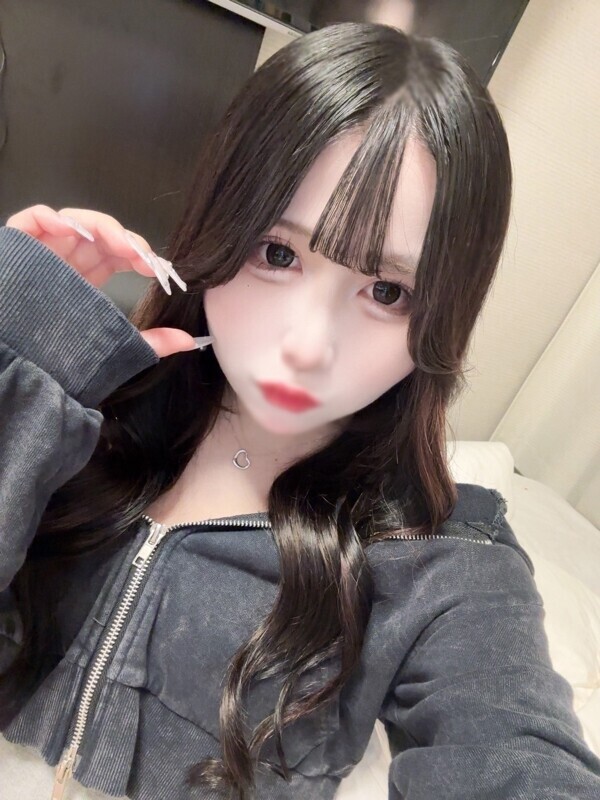 みい