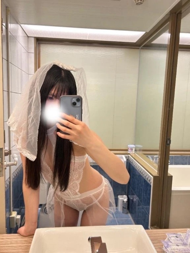 本日出勤✨｜写メ日記｜おけつ｜新宿 一般デリヘル とある風俗店やりすぎさーくる新宿大久保店