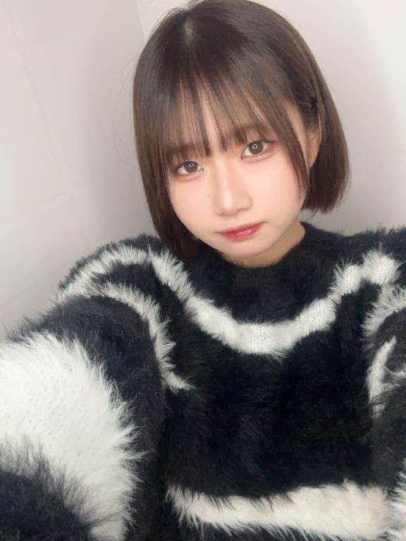 本日初出勤です！！｜写メ日記｜るな｜新宿 一般デリヘル とある風俗店やりすぎさーくる新宿大久保店