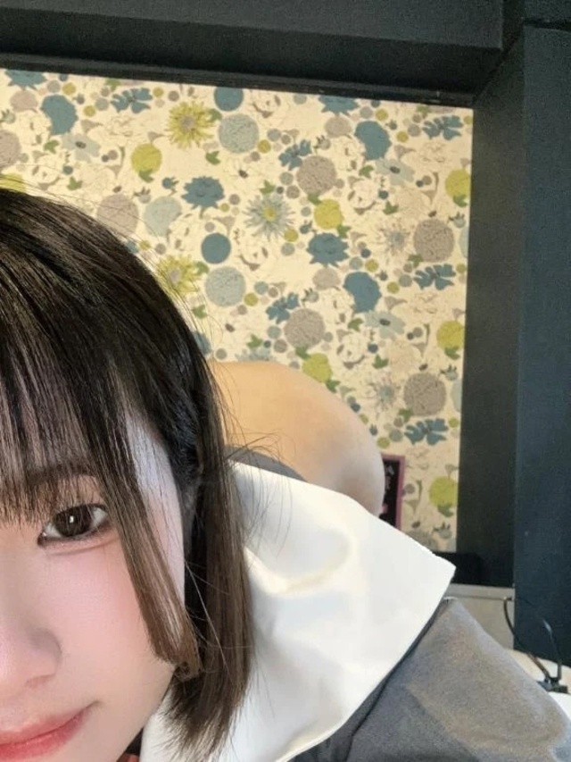 待機してます〜😢