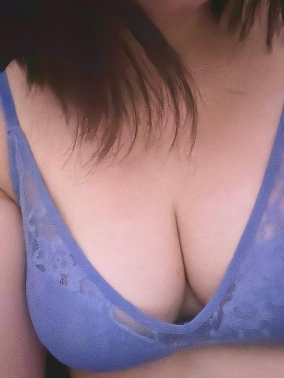 出勤2日目います｜写メ日記｜ゆほ｜新宿 一般デリヘル とある風俗店やりすぎさーくる新宿大久保店