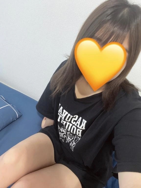 本日12時から🌷‎🤍｜写メ日記｜うる｜新宿 一般デリヘル とある風俗店やりすぎさーくる新宿大久保店